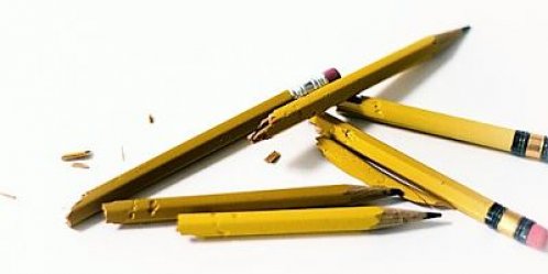 potlood-kauwen tekstschrijvers-blok
